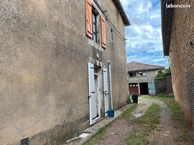 Maison à vendre, 213m², Lezay