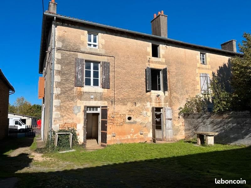 Maison à vendre, 213m², Lezay