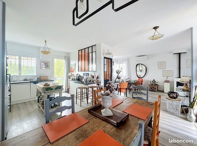 Maison à vendre, 140m², Saint-Aigulin