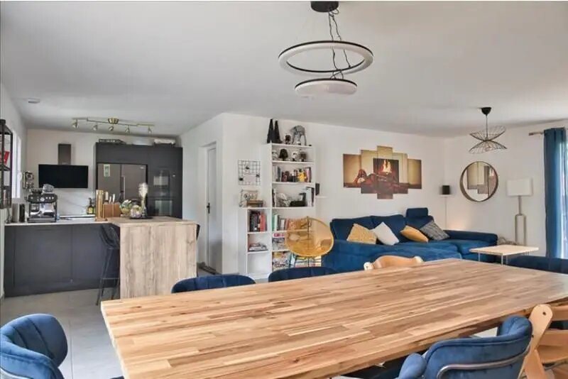 Maison à vendre, 101m², Salles