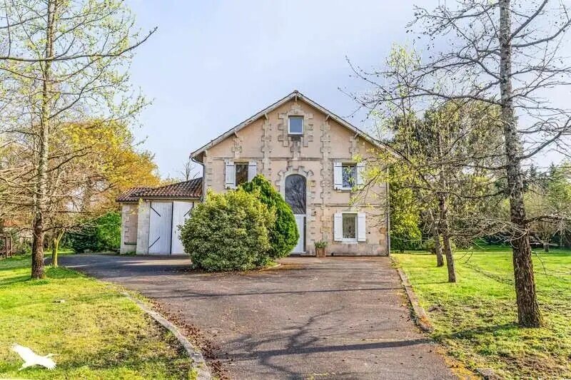 Maison à vendre, 180m², Parempuyre