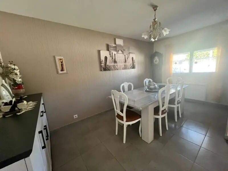 Maison à vendre, 100m², Terrasson-Lavilledieu