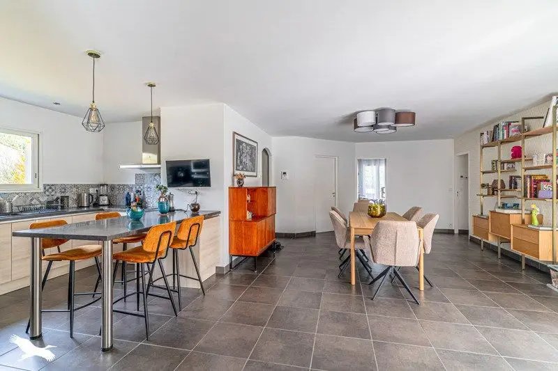 Maison à vendre, 166m², Targon