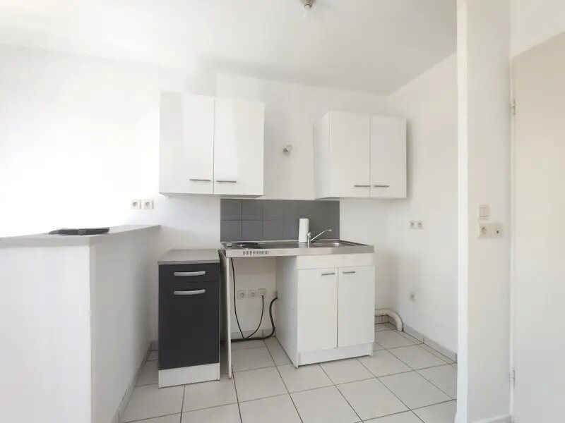 Appartement à vendre, 30m², Mantes-la-Jolie