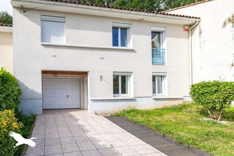 Maison à vendre, 102m², Soyaux