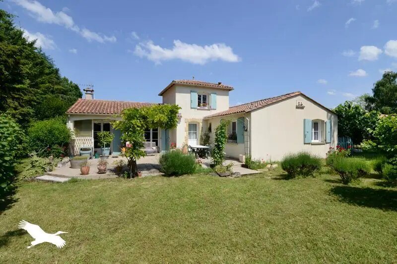 Maison à vendre, 120m², Vouzan