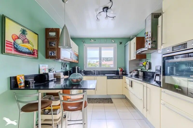 Maison à vendre, 124m², Carbon-Blanc