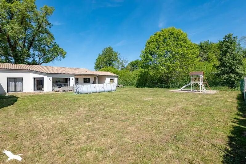 Maison à vendre, 123m², Saint-Georges-des-Coteaux