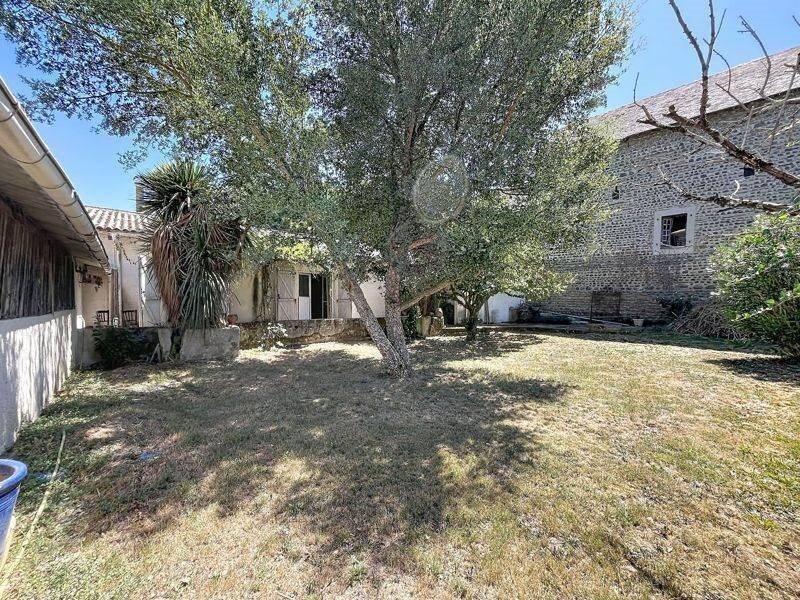 Maison à vendre, 420m², Lescar
