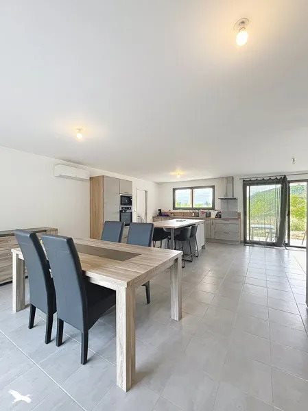 Maison à vendre, 101m², Cubjac
