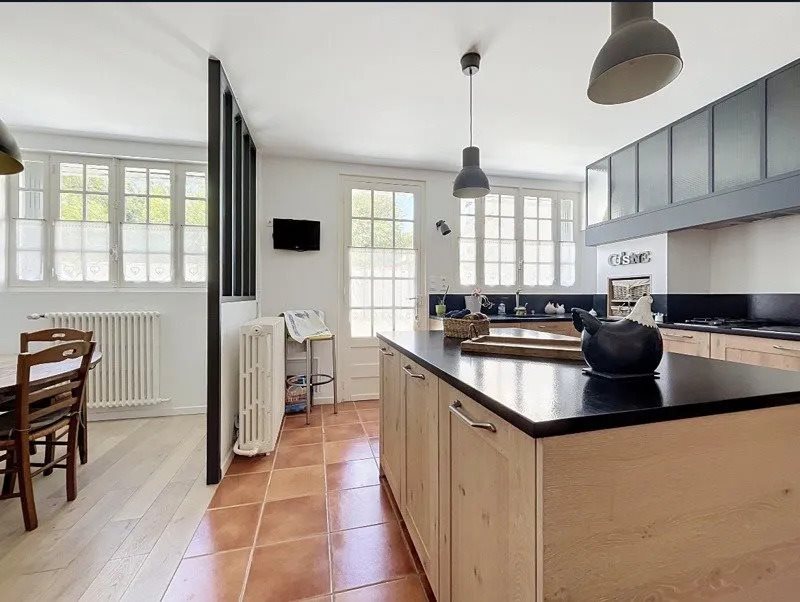 Maison à vendre, 210m², La Laigne