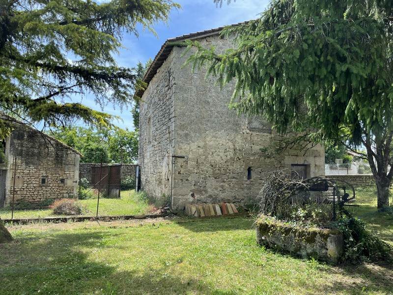 Maison à vendre, 40m², Mouthiers-sur-Boëme
