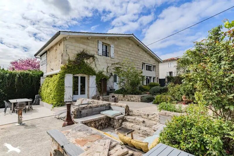 Maison à vendre, 214m², Abzac