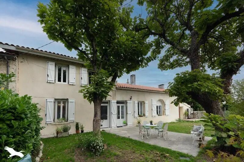 Maison à vendre, 106m², Saint-Estèphe