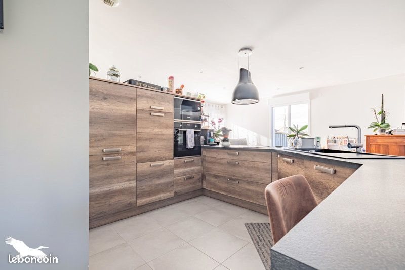 Maison à vendre, 103m², Saint-Just-Luzac