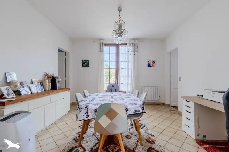 Maison à vendre, 150m², Saint-Médard-de-Guizières