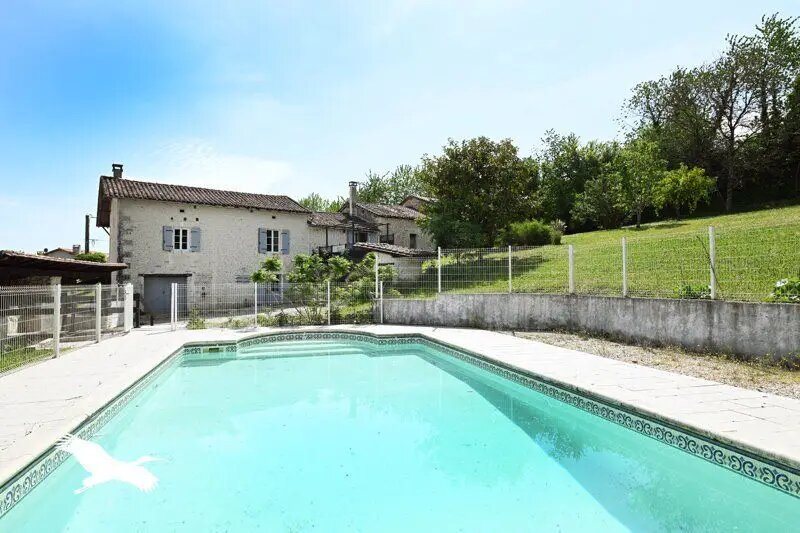 Maison à vendre, 150m², Salles-Lavalette