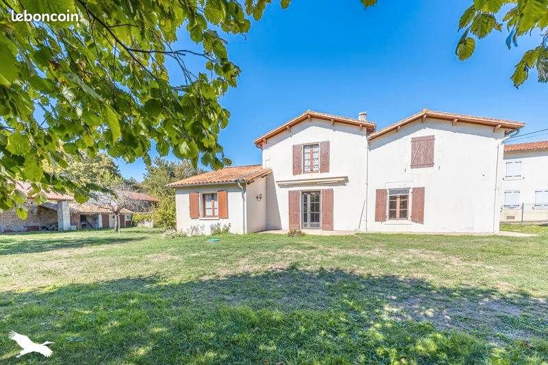 Maison à vendre, 102m², Saint-Maxire