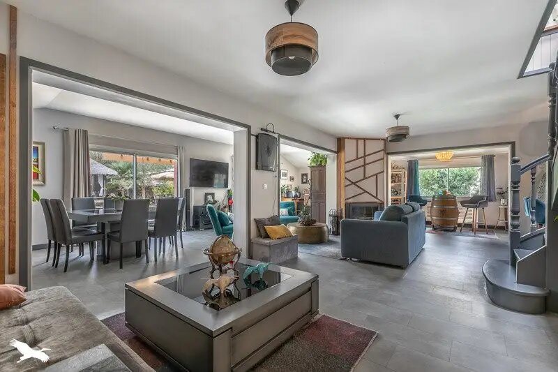 Maison à vendre, 226m², Salles