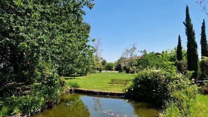 Maison à vendre, 400m², Saint-Genès-de-Lombaud