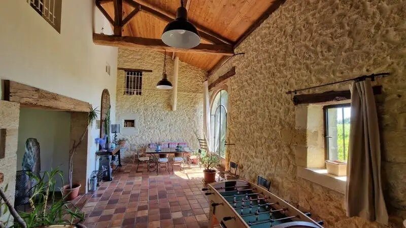 Maison à vendre, 400m², Saint-Genès-de-Lombaud