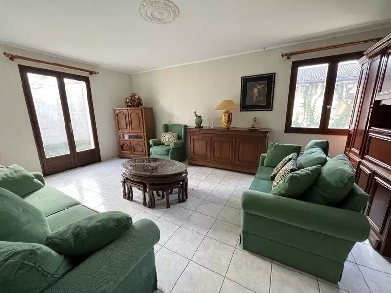 Maison à vendre, 139m², Frouzins