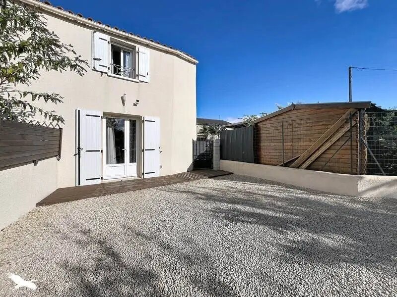 Maison à vendre, 74m², Saint-Saturnin-du-Bois