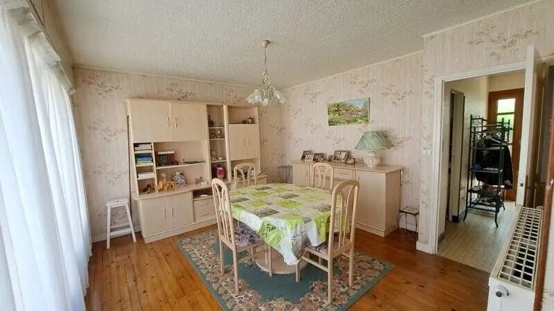 Maison à vendre, 70m², Saint-Seurin-sur-l'Isle