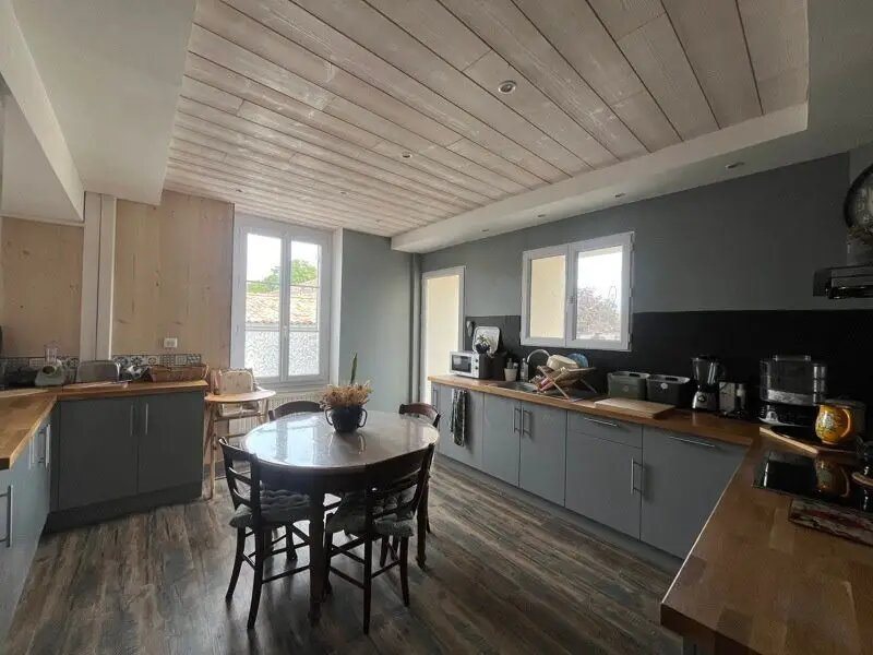 Maison à vendre, 106m², Grézillac