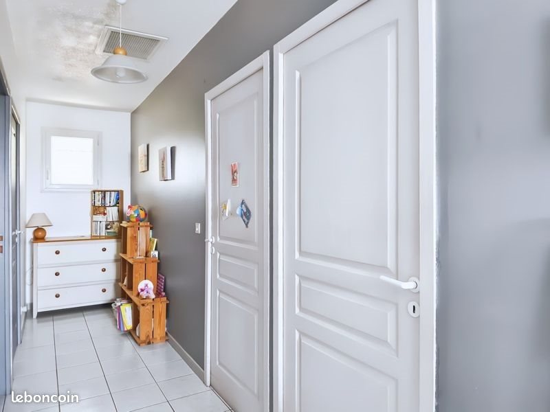 Maison à vendre, 161m², Sussargues