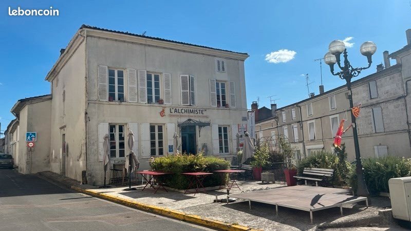 Maison à vendre, 120m², Barbezieux-Saint-Hilaire