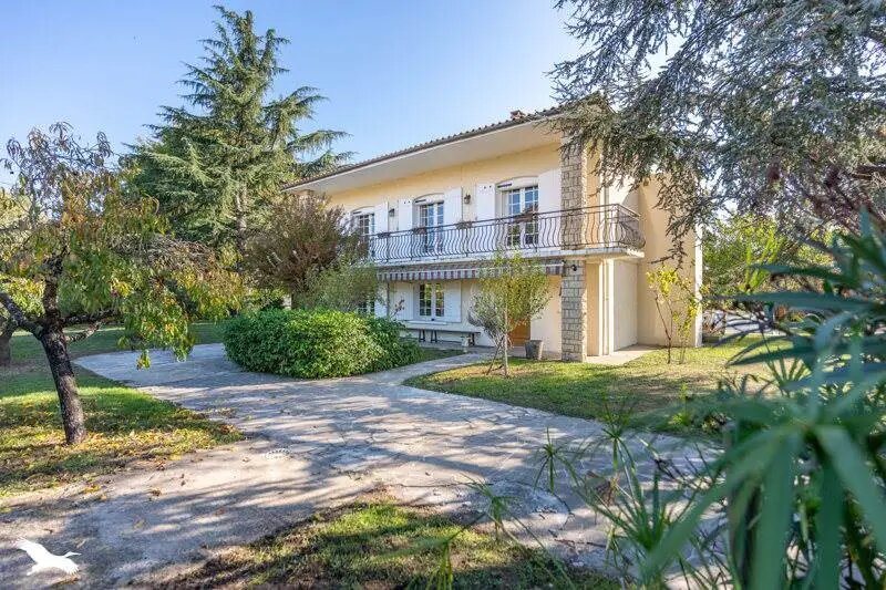 Maison à vendre, 207m², Pineuilh