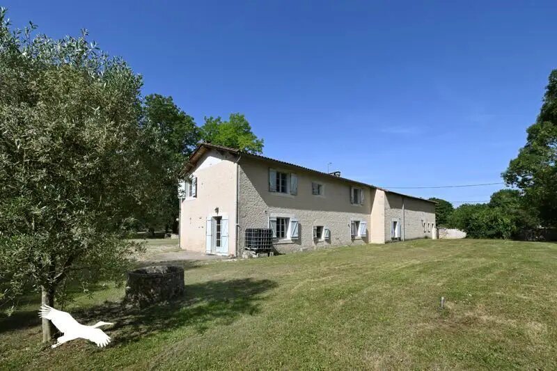 Maison à vendre, 390m², Rouillac