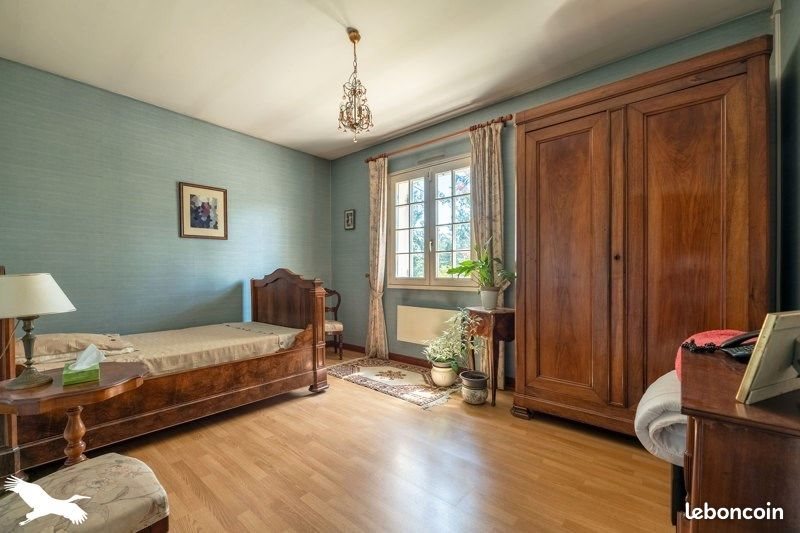 Maison à vendre, 221m², Trélissac