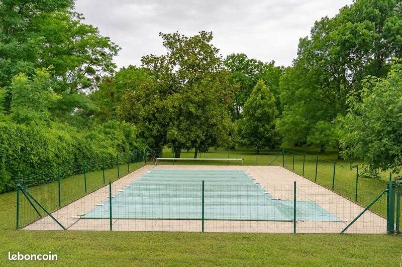 Maison à vendre, 180m², Saint-Romain-de-Benet