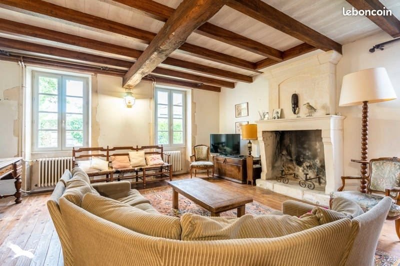 Maison à vendre, 180m², Saint-Romain-de-Benet