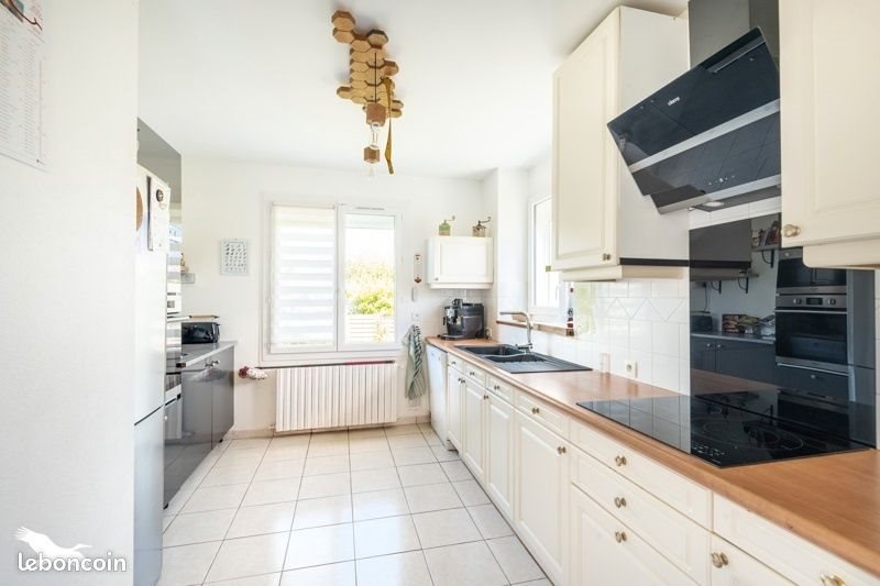 Maison à vendre, 125m², Lanmeur