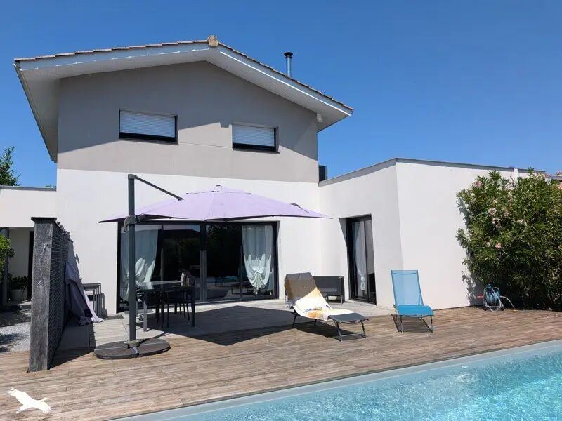 Maison à vendre, 139m², Avensan