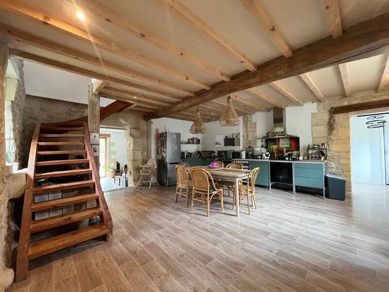 Maison à vendre, 165m², Grézillac