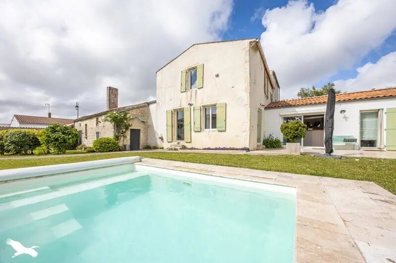 Maison à vendre, 166m², Bourgneuf