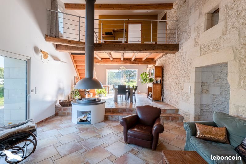 Maison à vendre, 201m², Chermignac