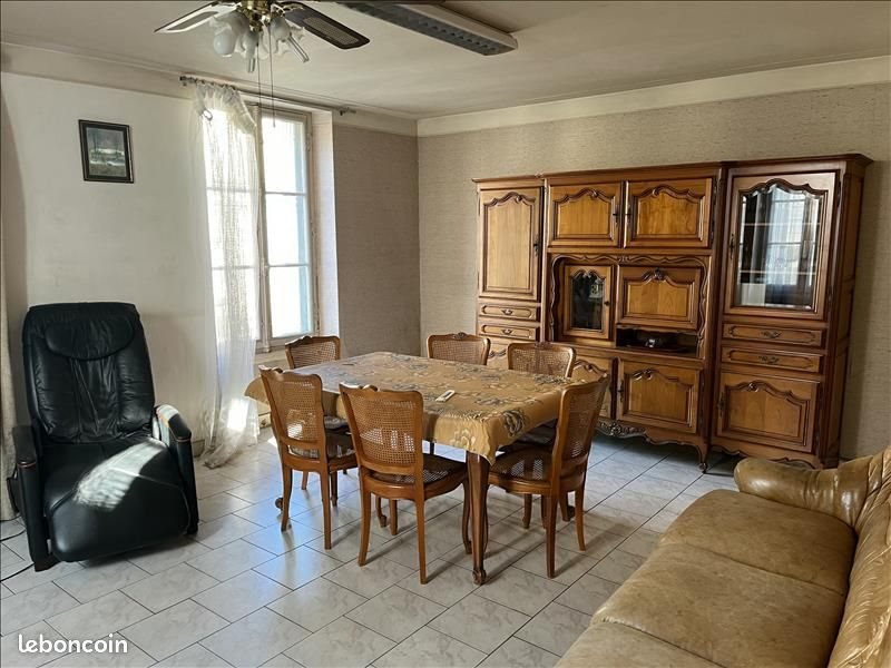 Maison à vendre, 98m², Saint-Flovier