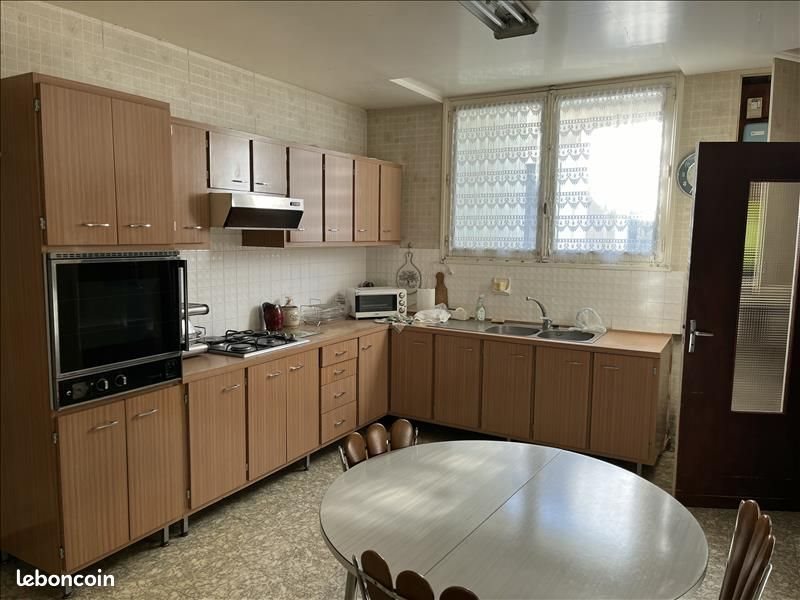 Maison à vendre, 98m², Saint-Flovier
