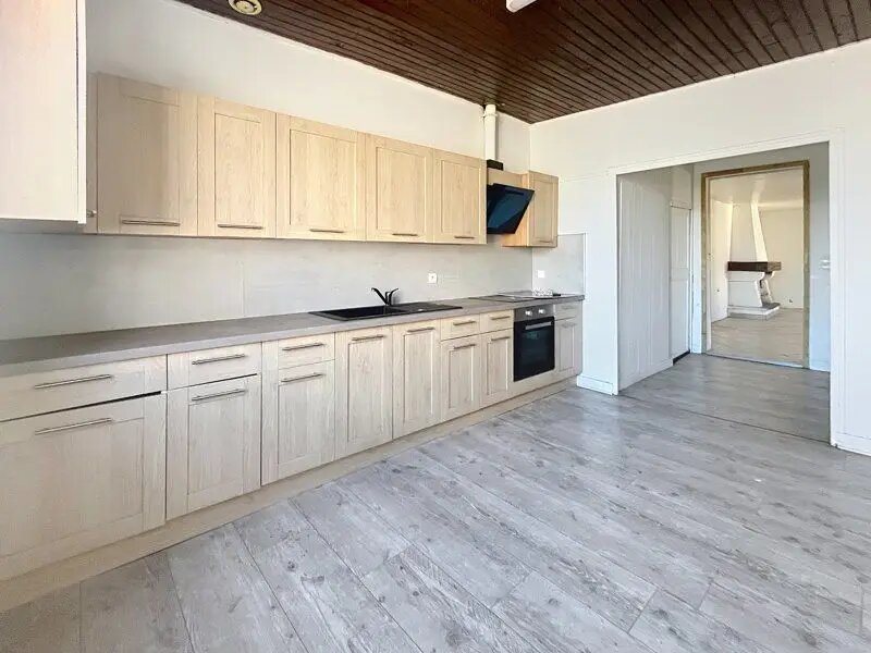 Maison à vendre, 201m², Saint-Aigulin