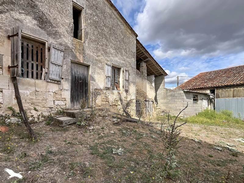 Maison à vendre, 100m², Saint-Genis-d'Hiersac