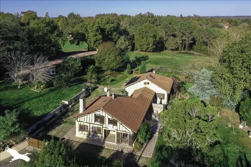 Maison à vendre, 180m², Larée