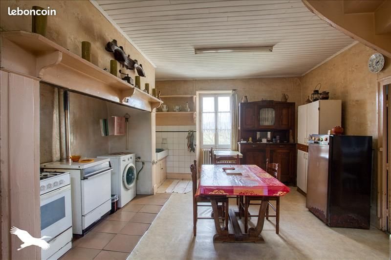 Maison à vendre, 143m², Saint-Julien-de-Lampon