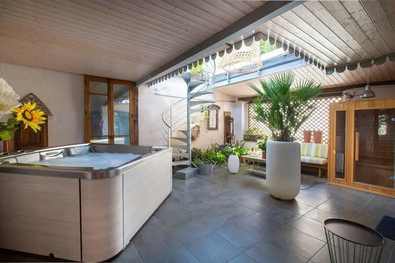 Appartement à vendre, 400m², Villefranche-de-Rouergue