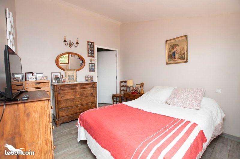 Maison à vendre, 430m², Clermont-le-Fort