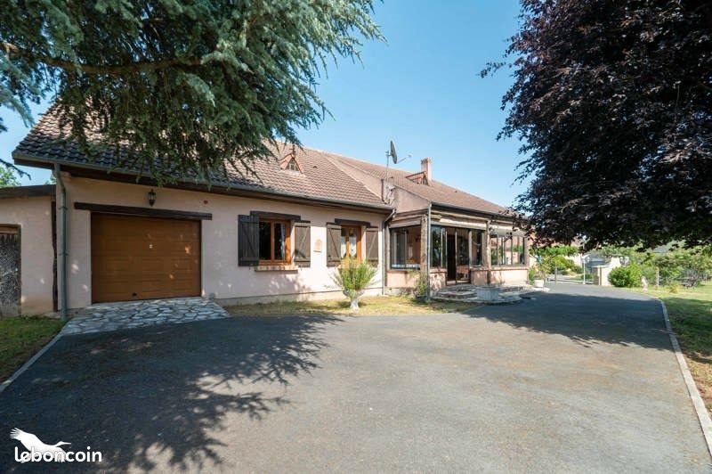 Maison à vendre, 137m², Mehun-sur-Yèvre